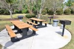 Outdoor Grill and Picnic Area